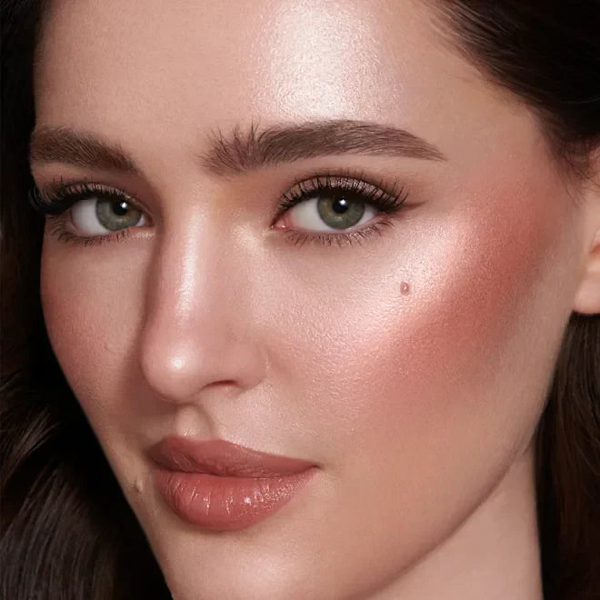 Charlotte Tilbury hollywood highlighter