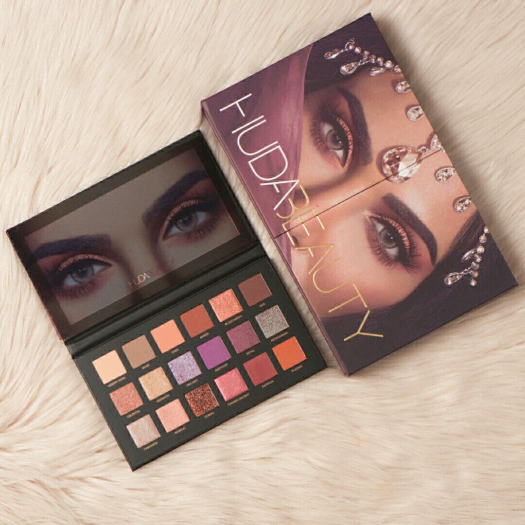 Huda Beauty Make up kit